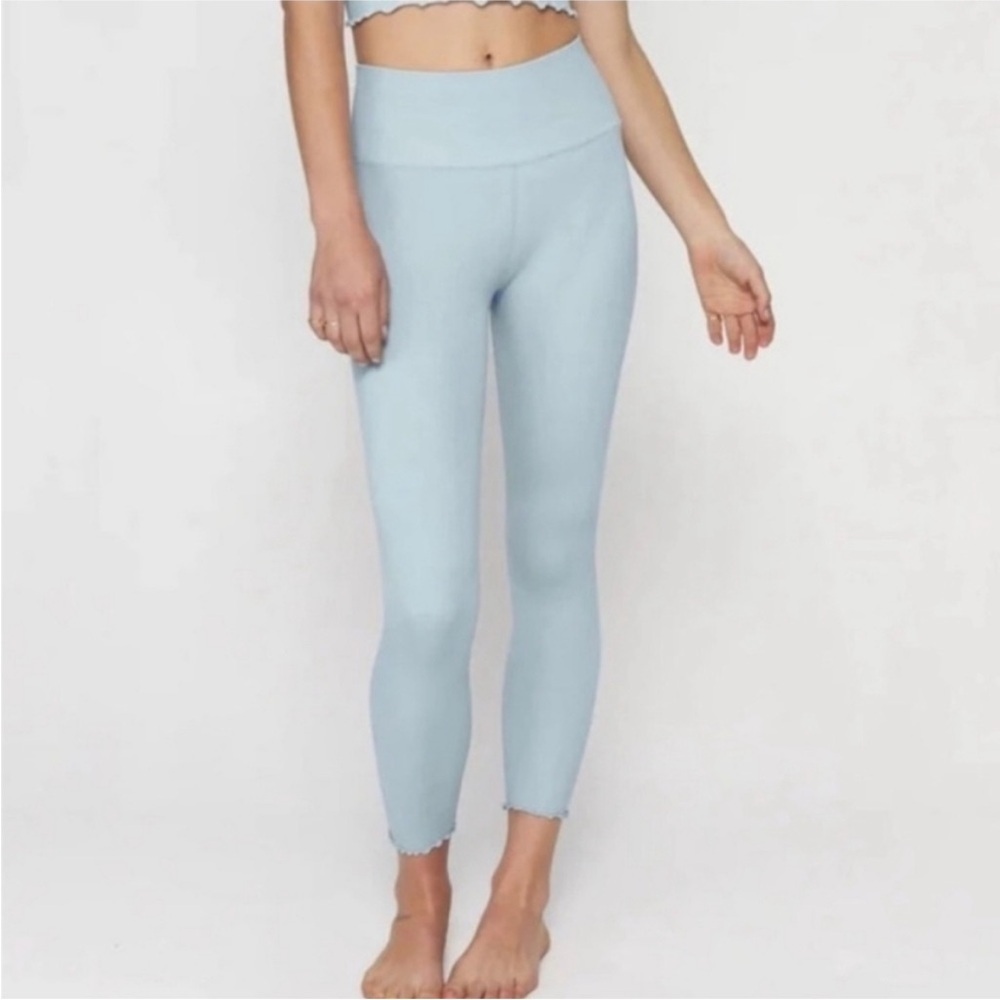 Spiritual Gangster‎ Love Sculpt 7/8 Ruffle Lettuce Hem Pastel Blue Leggings XS/S